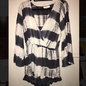 Entro tie dye romper